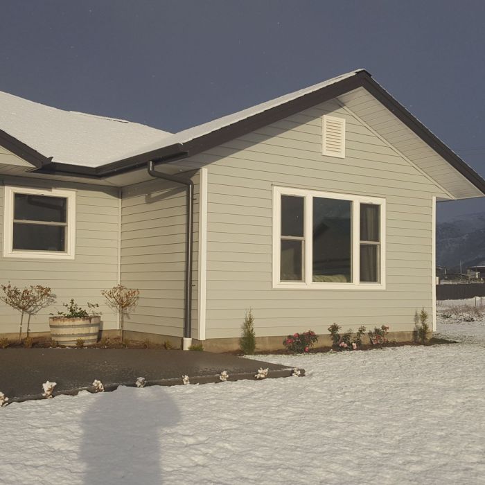 VINYLCLADDING-Insulated Beveback Satin Grey -